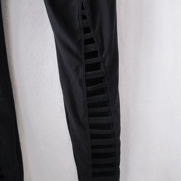 Marika Ladder Open Back Leggings - S - Picture 2 of 13